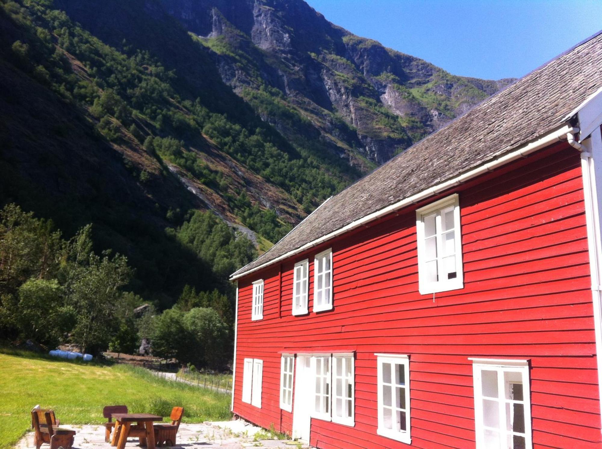 Brekke Gard Hostel Flåm Exterior foto